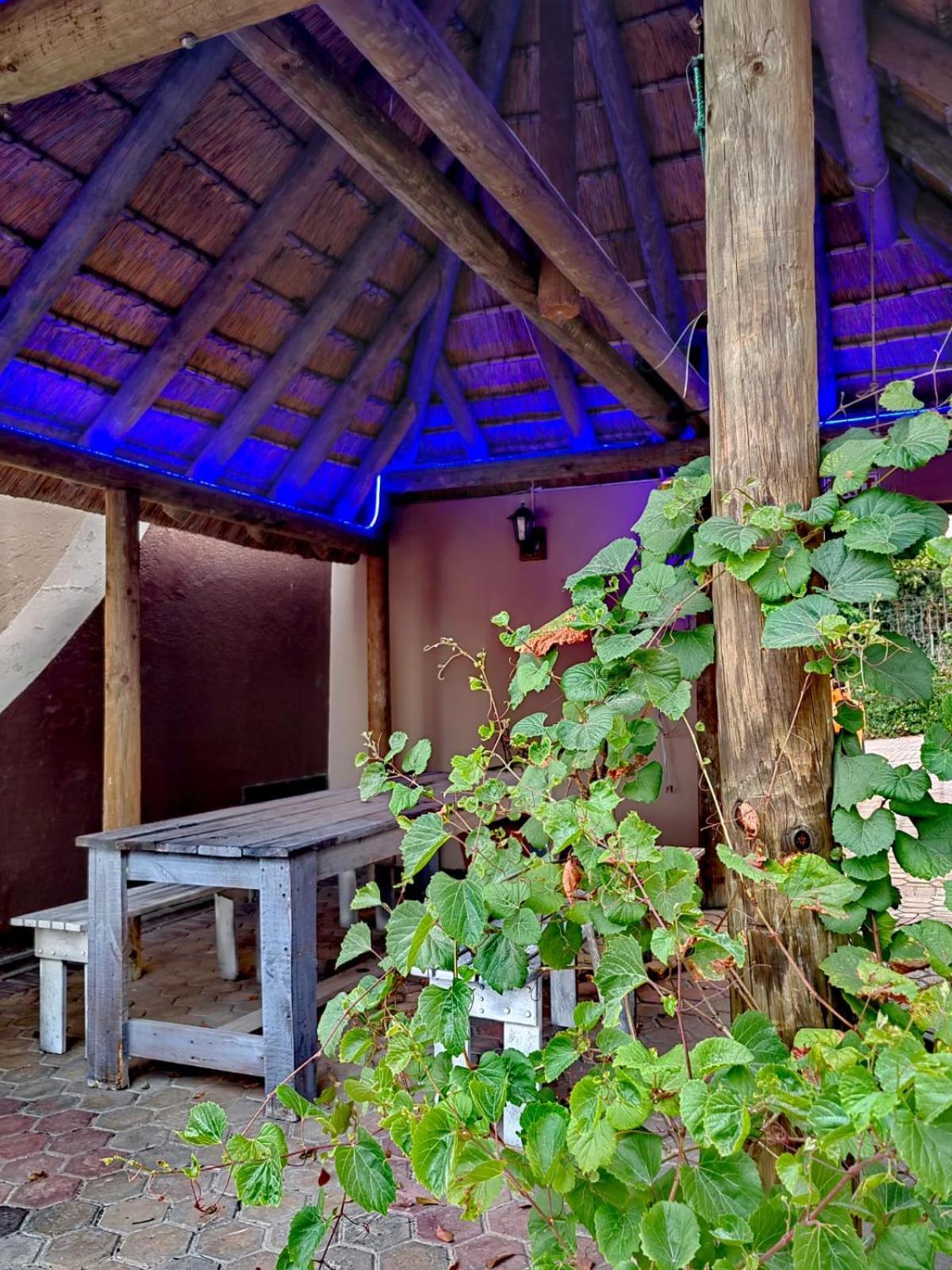 Aviators Paradise Guest House Mossel Bay Exterior photo